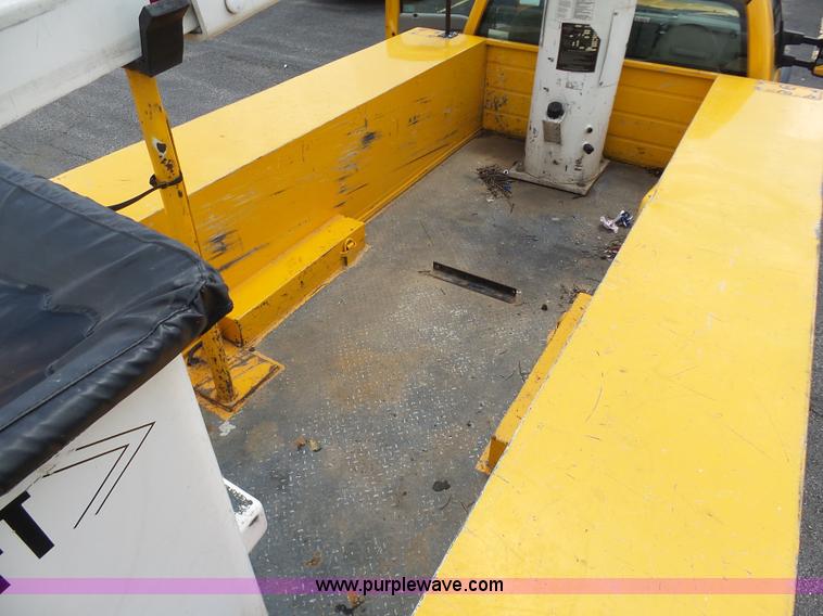 image for item K7958 2008 Ford F550 bucket truck