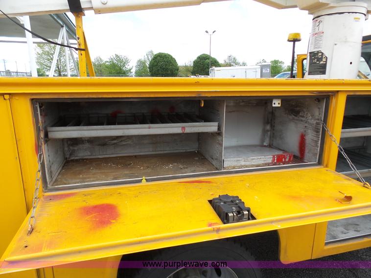 image for item K7958 2008 Ford F550 bucket truck