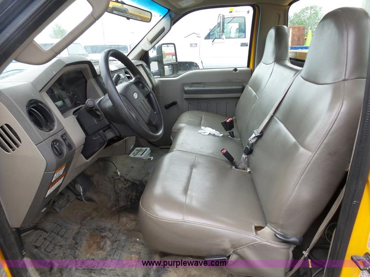 image for item K7958 2008 Ford F550 bucket truck