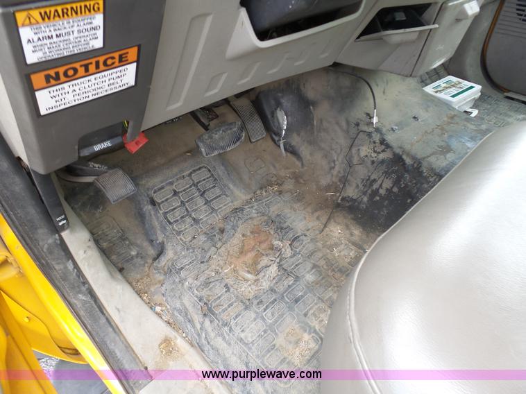 image for item K7958 2008 Ford F550 bucket truck