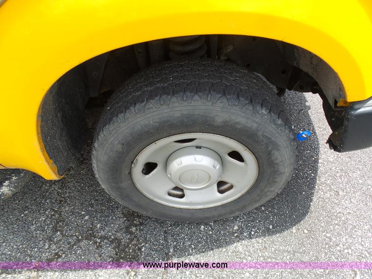 image for item K7960 2008 Ford F250 Super Duty Crew Cab pickup truck