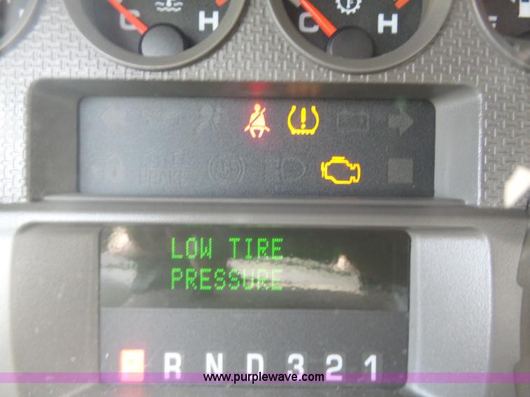 image for item K7960 2008 Ford F250 Super Duty Crew Cab pickup truck