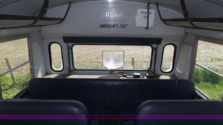 image for item K8287 1993 Thomas Built Saf-T-Liner MVP school bus