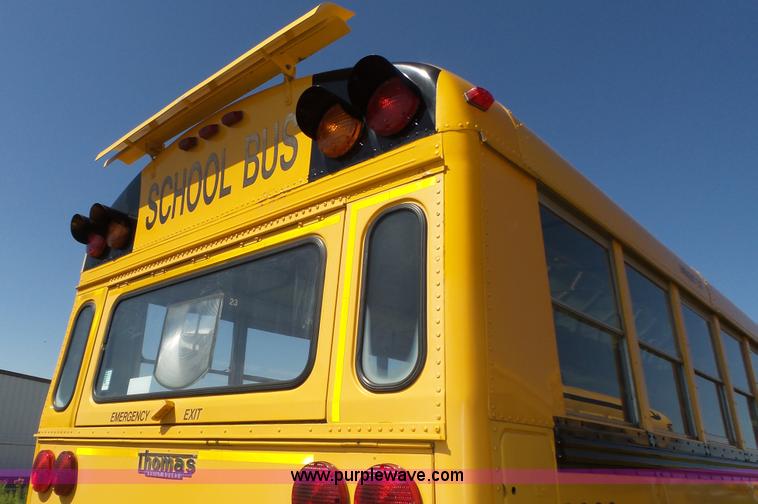 image for item K8287 1993 Thomas Built Saf-T-Liner MVP school bus