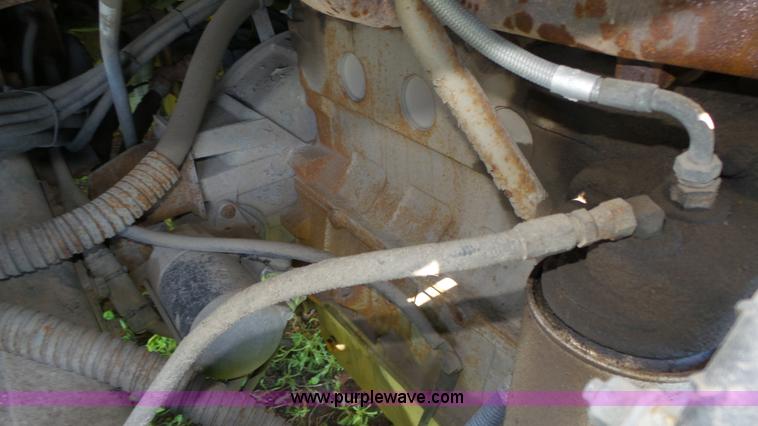 image for item K8287 1993 Thomas Built Saf-T-Liner MVP school bus