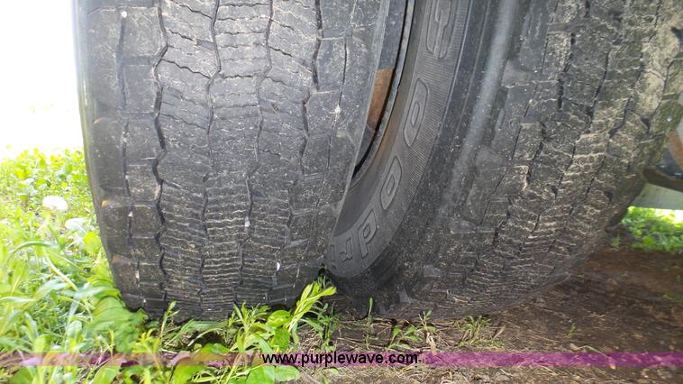 image for item K8287 1993 Thomas Built Saf-T-Liner MVP school bus