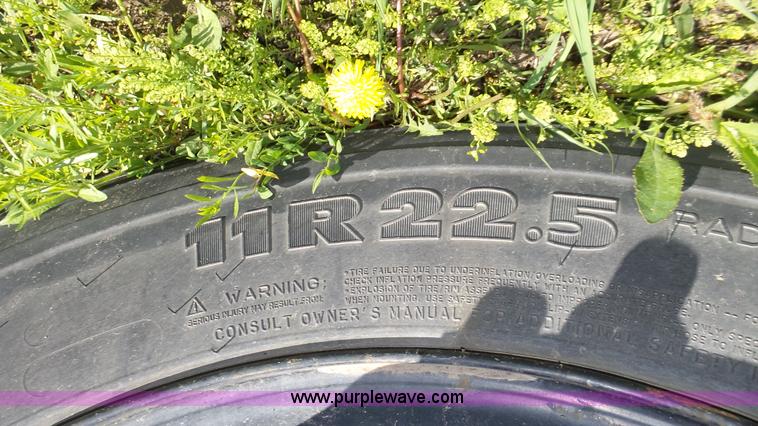 image for item K8287 1993 Thomas Built Saf-T-Liner MVP school bus