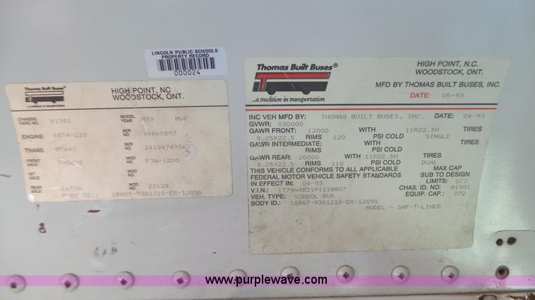image for item K8287 1993 Thomas Built Saf-T-Liner MVP school bus