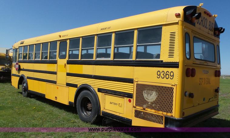 image for item K8288 1993 Thomas Built Saf-T-Liner MVP school bus
