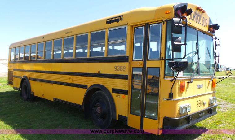 image for item K8288 1993 Thomas Built Saf-T-Liner MVP school bus