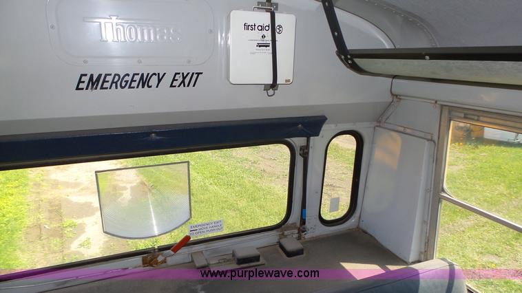 image for item K8288 1993 Thomas Built Saf-T-Liner MVP school bus