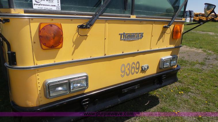 image for item K8288 1993 Thomas Built Saf-T-Liner MVP school bus