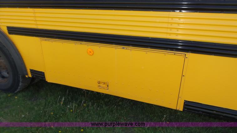 image for item K8288 1993 Thomas Built Saf-T-Liner MVP school bus