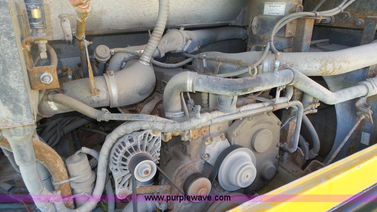 image for item K8288 1993 Thomas Built Saf-T-Liner MVP school bus