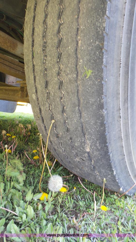 image for item K8288 1993 Thomas Built Saf-T-Liner MVP school bus