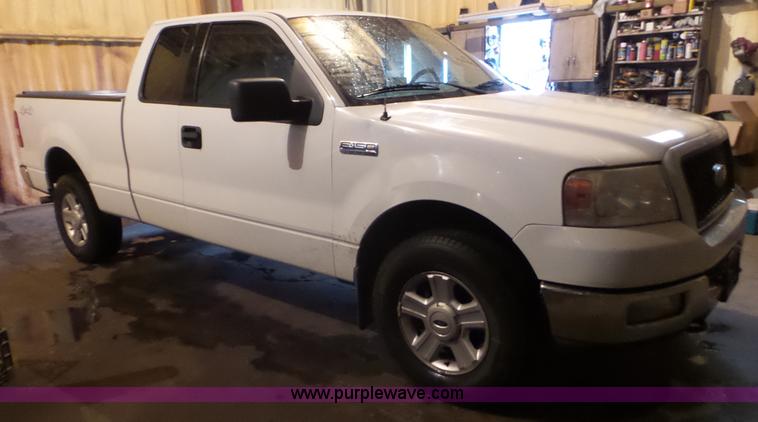 image for item L2085 2004 Ford F150 SuperCab pickup truck