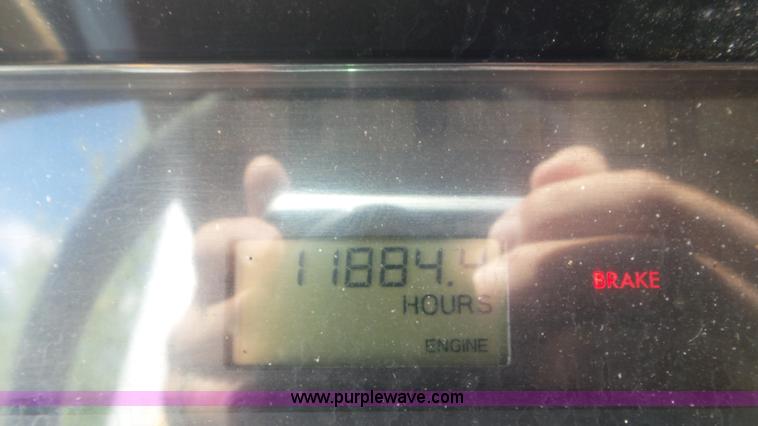 image for item L2152 2006 Freightliner Business Class M2 box truck