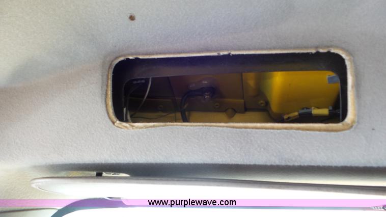 image for item L2152 2006 Freightliner Business Class M2 box truck