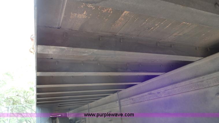 image for item L2152 2006 Freightliner Business Class M2 box truck