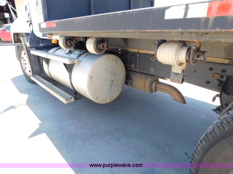 image for item L5839 2000 Mack CH613 flatbed truck