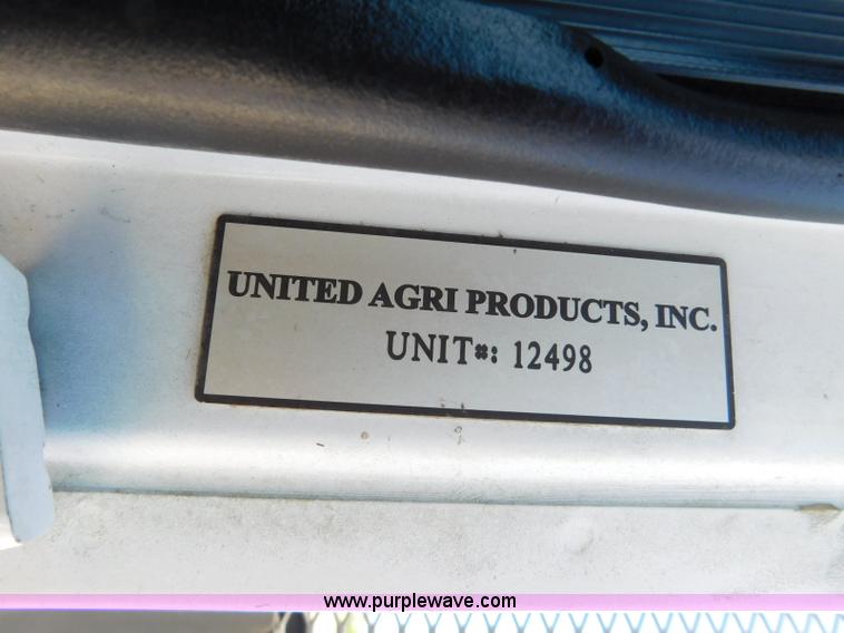 image for item L5839 2000 Mack CH613 flatbed truck