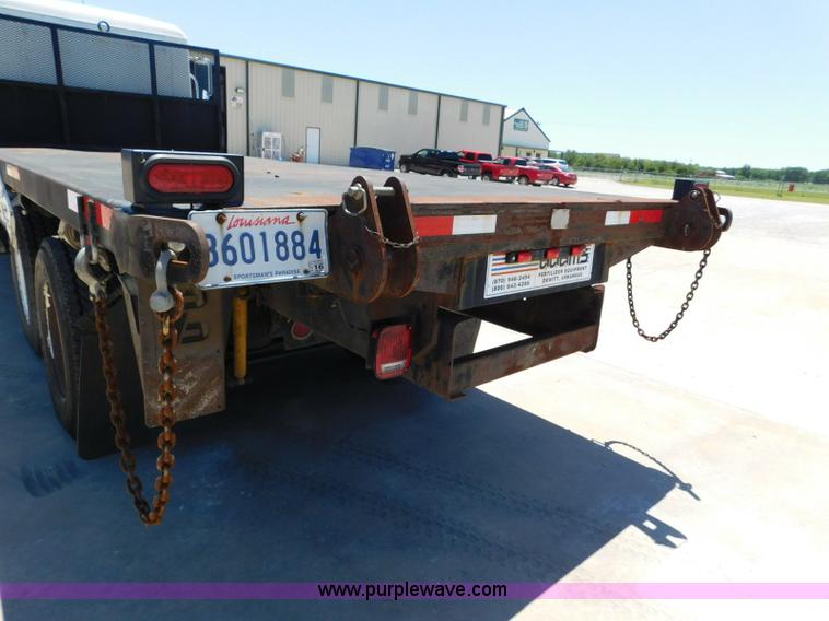 image for item L5839 2000 Mack CH613 flatbed truck