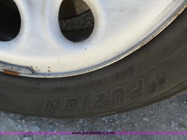 image for item L7035 2008 GMC Sierra 1500 pickup truck