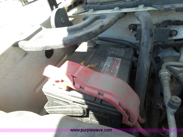 image for item L7035 2008 GMC Sierra 1500 pickup truck