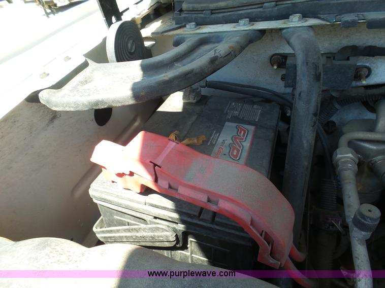 image for item L7035 2008 GMC Sierra 1500 pickup truck