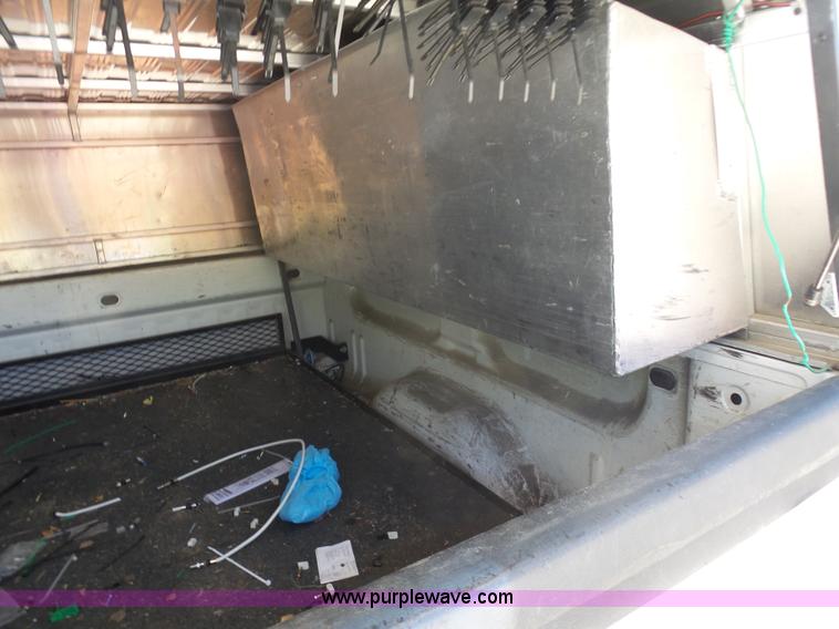 image for item L7035 2008 GMC Sierra 1500 pickup truck