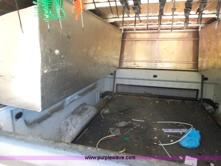 image for item L7035 2008 GMC Sierra 1500 pickup truck