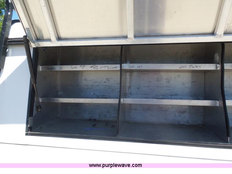 image for item L7035 2008 GMC Sierra 1500 pickup truck