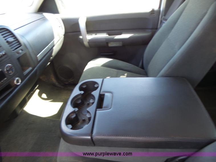 image for item L7159 2008 Chevrolet Silverado 1500 Ext. Cab pickup truck