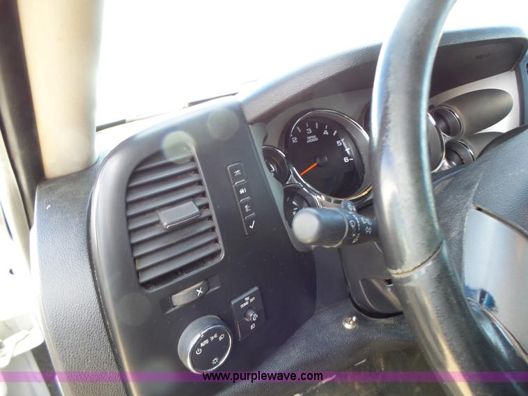 image for item L7159 2008 Chevrolet Silverado 1500 Ext. Cab pickup truck