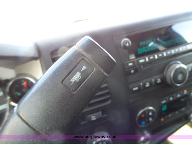 image for item L7159 2008 Chevrolet Silverado 1500 Ext. Cab pickup truck