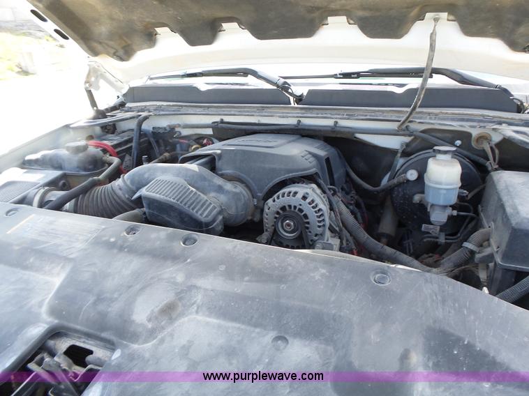 image for item L7159 2008 Chevrolet Silverado 1500 Ext. Cab pickup truck