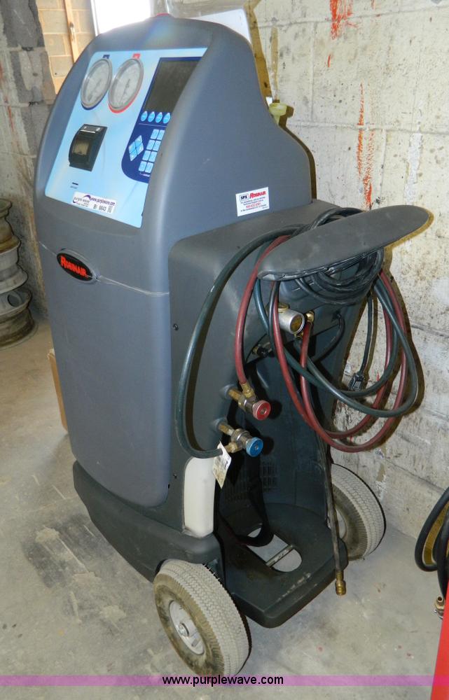 image for item BI9843 Robinair 34988 recovery/recycle/recharge unit