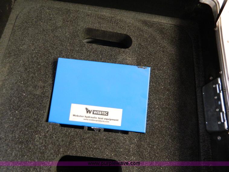image for item BI9909 Webtec hydraulic pressure/flow tester kit