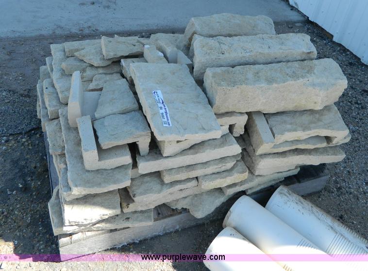 (5) pallets of limestone in Plainville, KS Item BI9960 sold Purple Wave