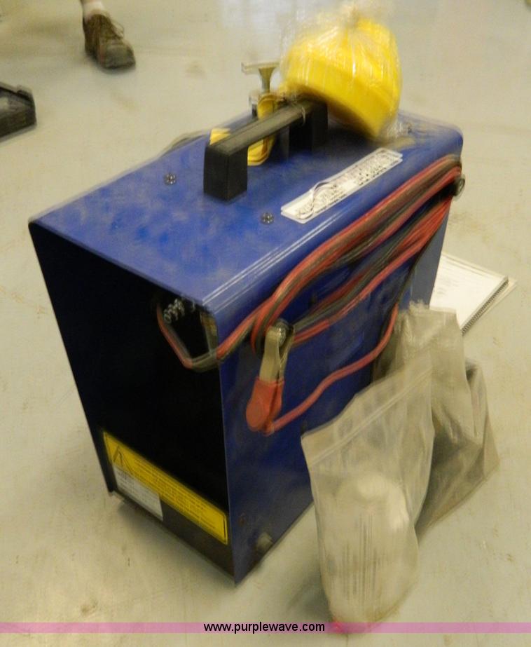 image for item BQ9844 Eva Pro vehicle emissions detection system