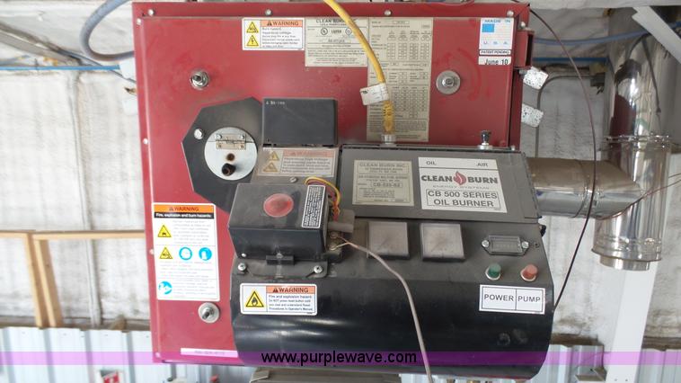 image for item BZ9280 Clean Burn CB-2500 oil heater