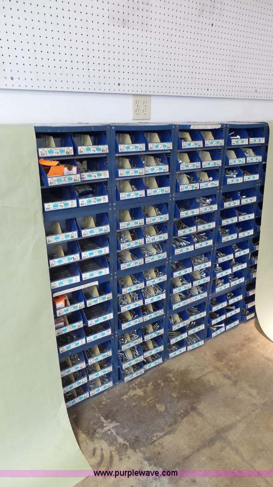 image for item BZ9335 Metric bolts and bins