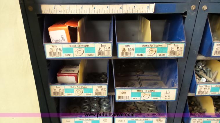 image for item BZ9335 Metric bolts and bins