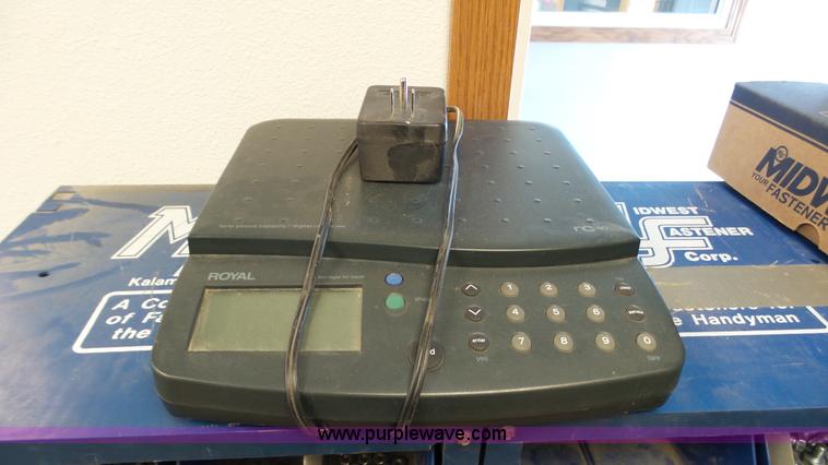 image for item BZ9337 SAE course bolts and bins