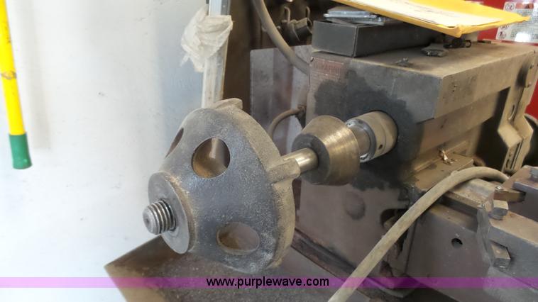 image for item BZ9344 FMC 601 series brake drum and disc brake lathes