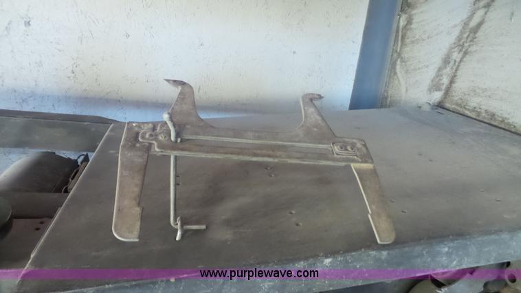 image for item BZ9344 FMC 601 series brake drum and disc brake lathes