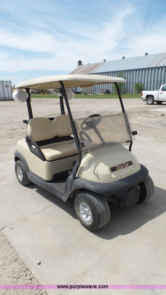 image for item BZ9375 2006 Club Cart golf cart