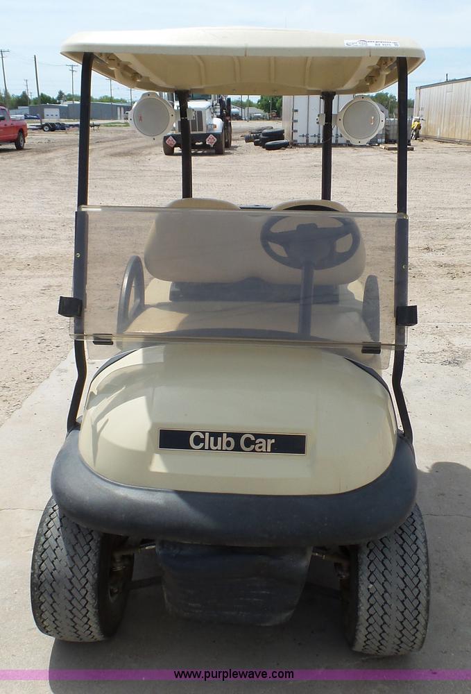 image for item BZ9375 2006 Club Cart golf cart