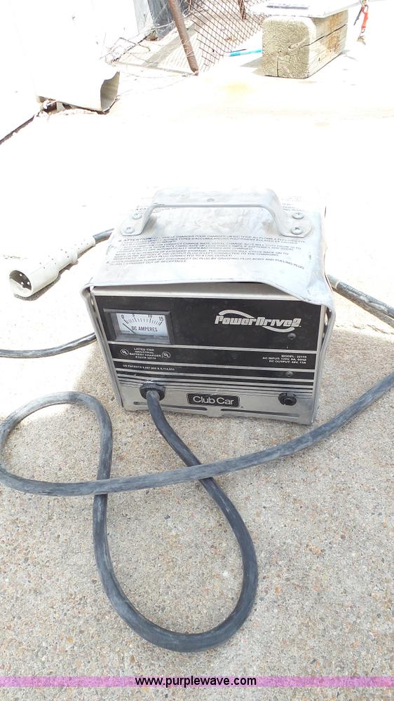 image for item BZ9375 2006 Club Cart golf cart