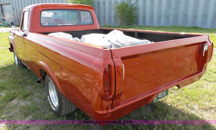 image for item K4108 1962 Ford F100 pickup truck